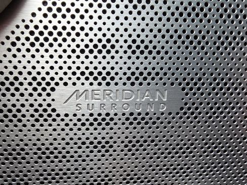 Used 2018 Land Rover Range Rover Velar S image 47