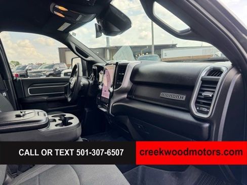 Used 2025 RAM 3500 Big Horn AWD/4WD image 10