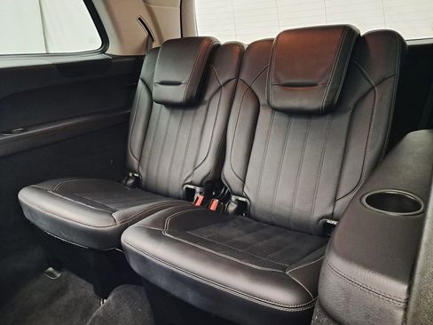 Used 2016 Mercedes-Benz GL 450 4MATIC image 20