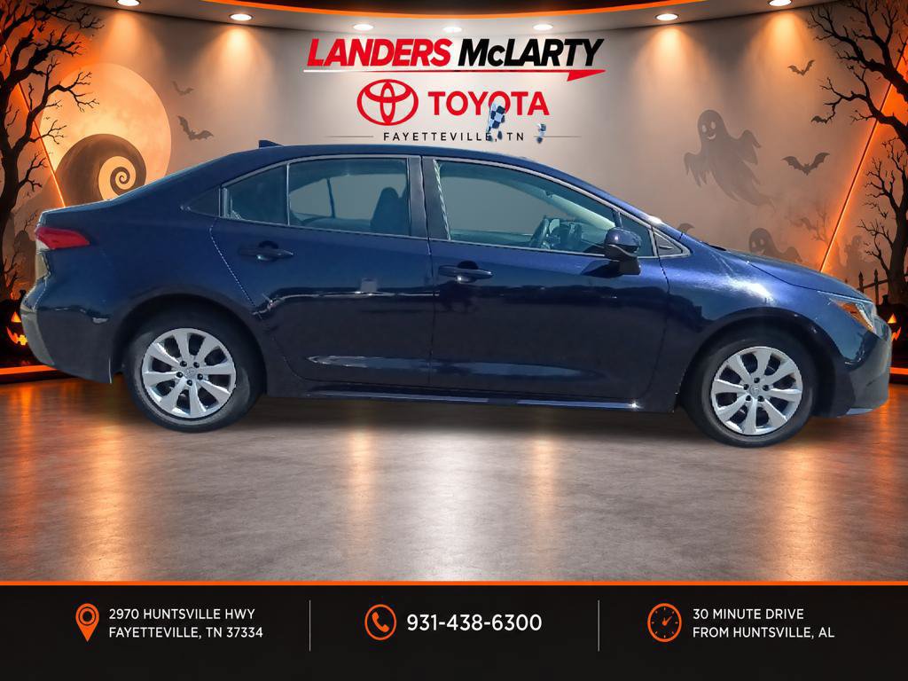 Used 2024 Toyota Corolla LE FWD image 2