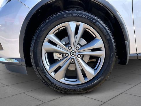 Used 2019 Nissan Murano Platinum image 11