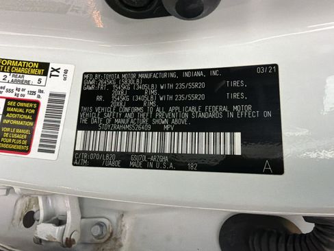 Used 2021 Toyota Highlander Limited FWD image 29