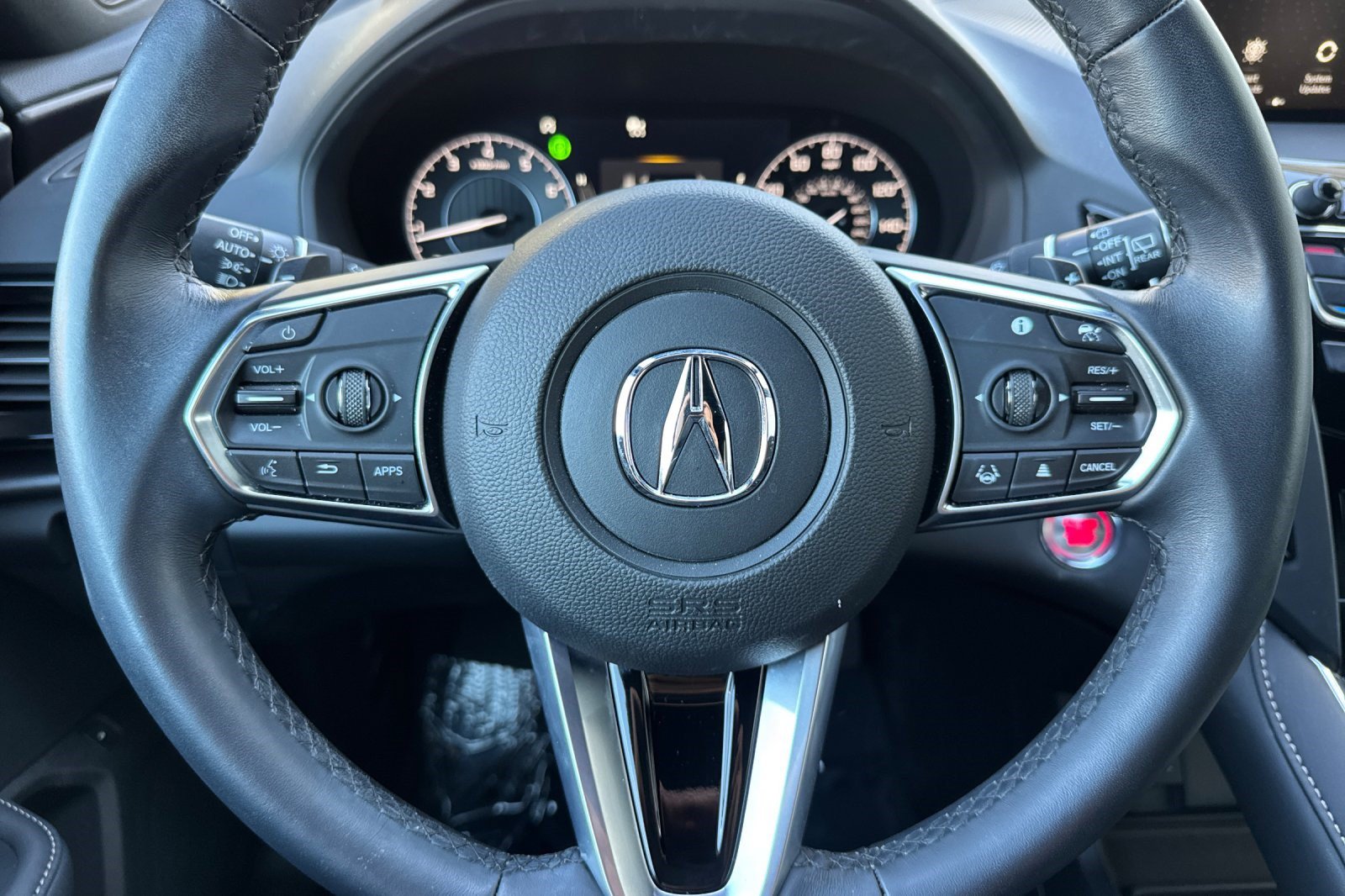 Used 2025 Acura RDX SH-AWD image 11