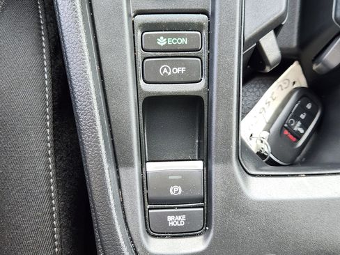 Certified 2025 Honda Accord SE image 22