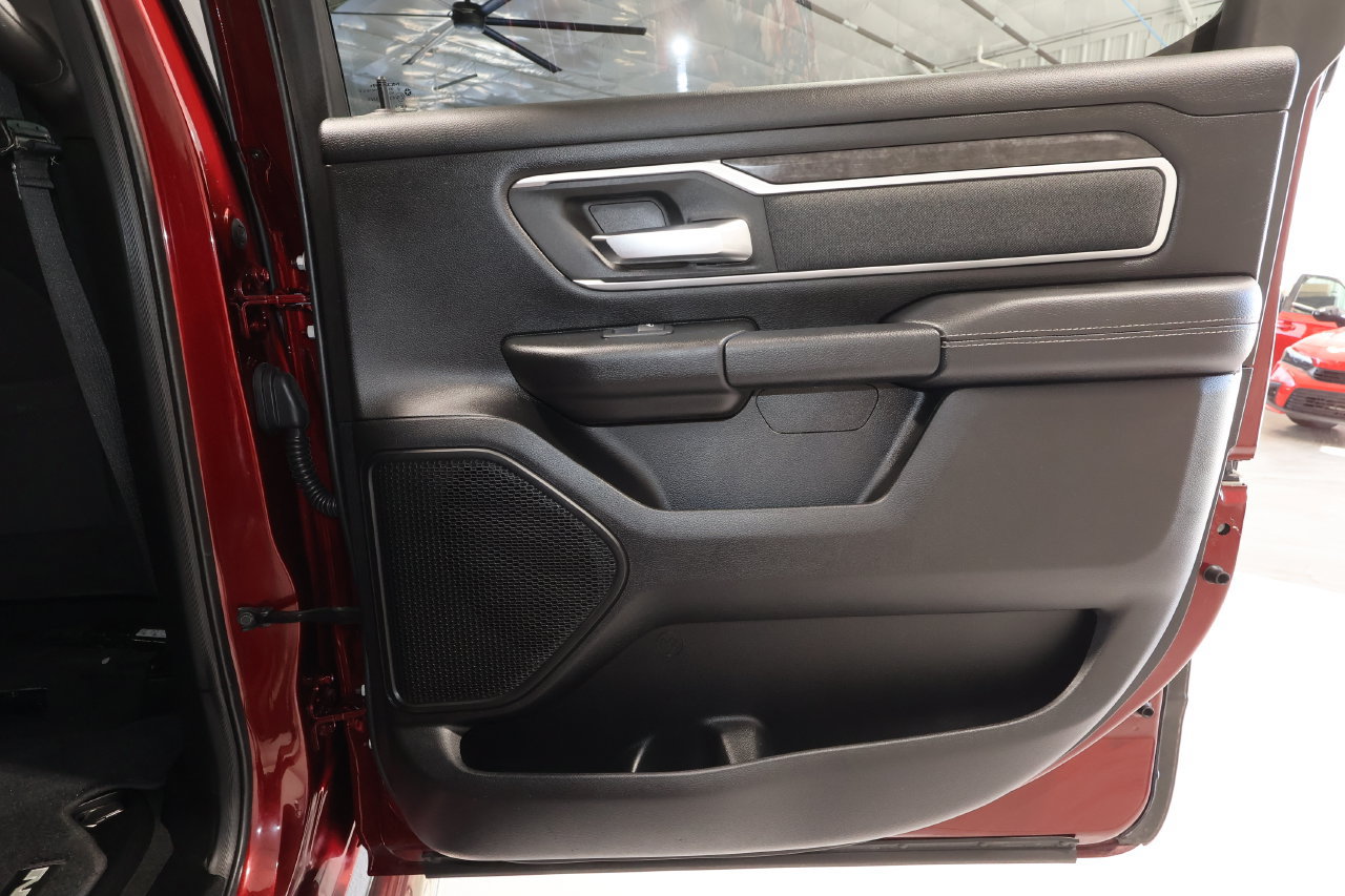Used 2019 RAM 1500 Big Horn AWD/4WD image 19