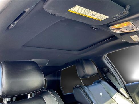 Used 2019 Dodge Durango R/T w/ Blacktop Package image 28