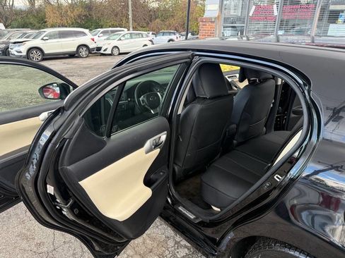 Used 2013 Lexus CT 200h image 12