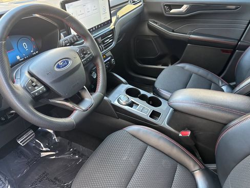 Used 2023 Ford Escape ST-Line Select w/ Tech Pack #2 AWD/4WD image 10