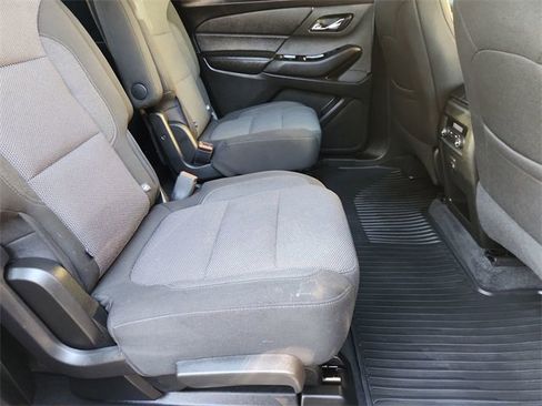 Certified 2023 Chevrolet Traverse LT image 25