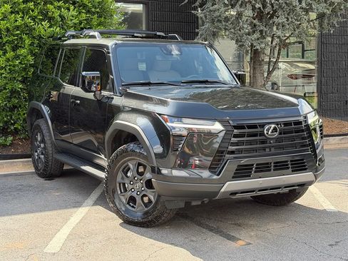 Used 2024 Lexus GX 550 AWD/4WD image 7
