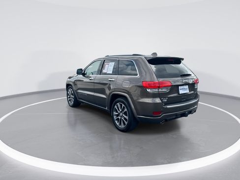 Used 2017 Jeep Grand Cherokee Overland AWD/4WD image 7