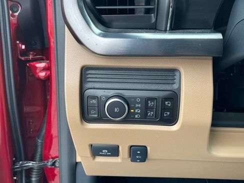 New 2026 Ford F350 Lariat w/ Lariat Premium Package AWD/4WD image 24