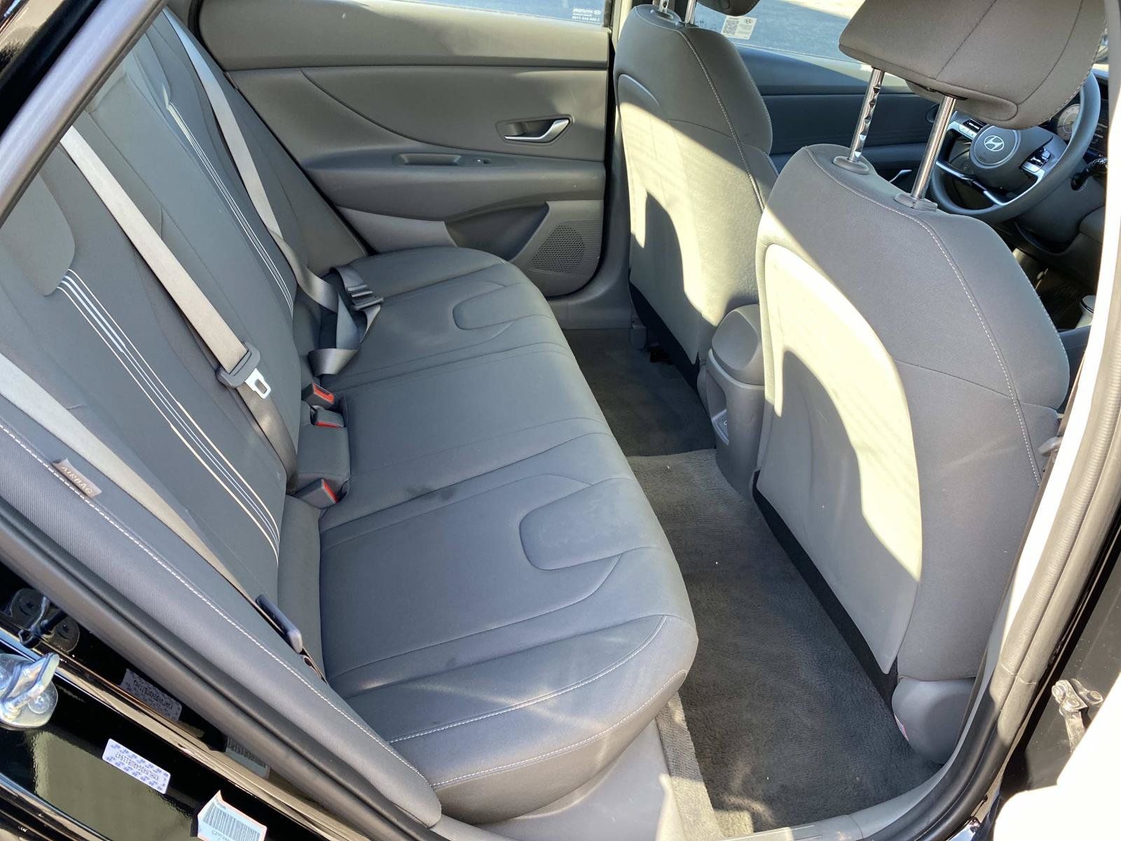 Used 2024 Hyundai Elantra SEL FWD image 22