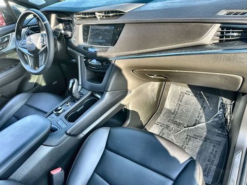 Used 2024 Cadillac XT5 Premium Luxury w/ Technology Package image 30