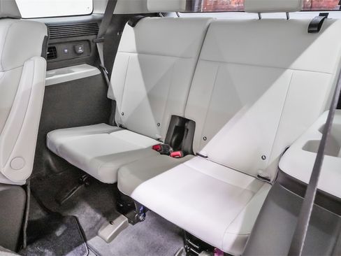 Used 2025 Hyundai Santa Fe Calligraphy image 14