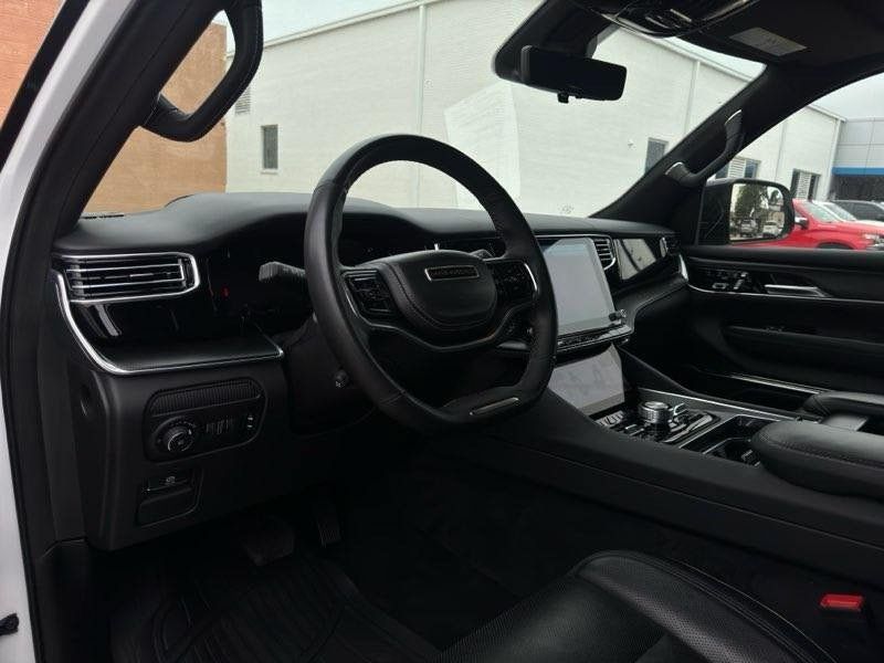 Used 2024 Jeep Grand Wagoneer Series II Obsidian w/ Quick Order Packagew 28T AWD/4WD image 13
