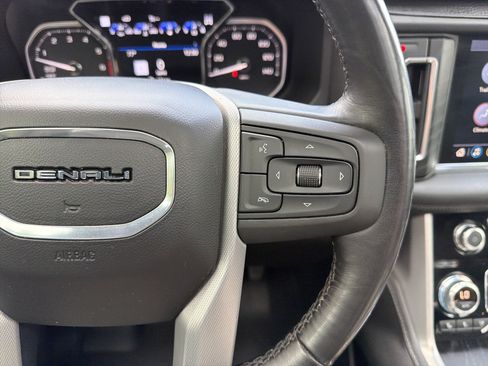 Used 2021 GMC Yukon Denali w/ Denali Ultimate Package AWD/4WD image 20