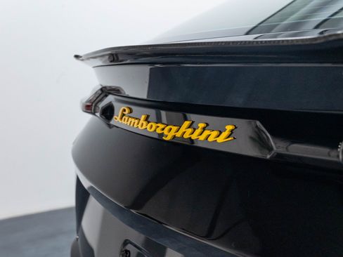Used 2019 Lamborghini Urus AWD/4WD image 75