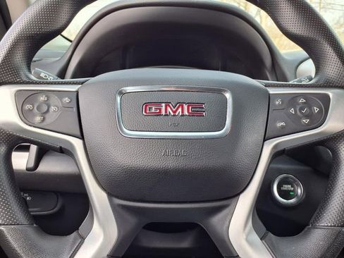 Used 2022 GMC Terrain SLE w/ Driver Convenience Package image 15