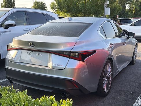 Used 2022 Lexus IS 300 w/ Premium Package RWD image 4