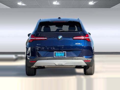 Used 2026 BMW X3 xDrive30 w/ Premium Package image 10