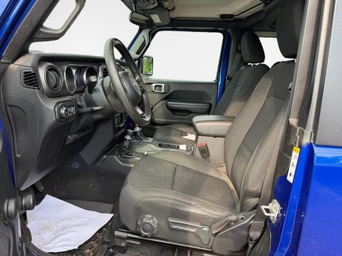 Used 2019 Jeep Wrangler Sport AWD/4WD image 12