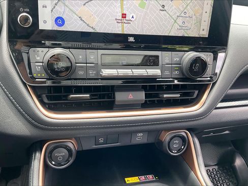 Used 2026 Toyota Grand Highlander AWD Hybrid image 32