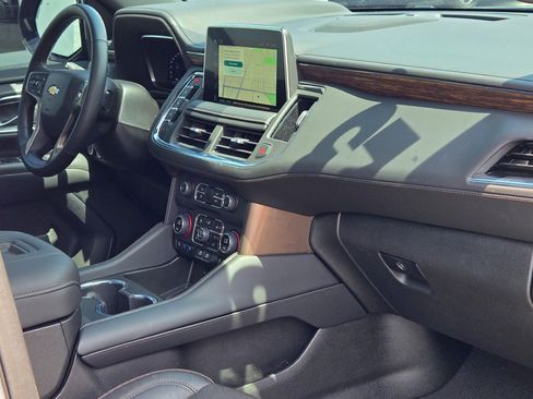 Used 2023 Chevrolet Tahoe High Country image 8