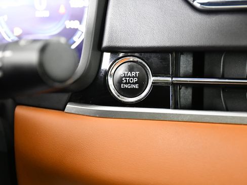 Used 2022 Mitsubishi Outlander SEL image 24