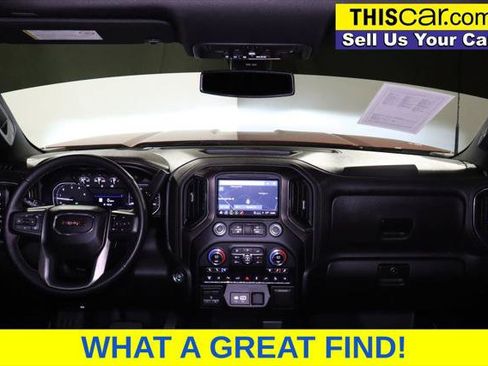 Used 2022 GMC Sierra 2500 AT4 w/ AT4 Preferred Package AWD/4WD image 15