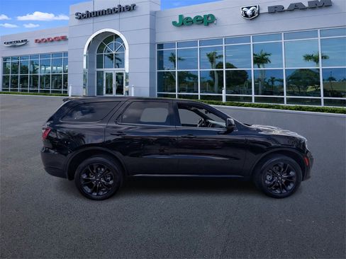 Certified 2022 Dodge Durango GT w/ Blacktop Package image 8