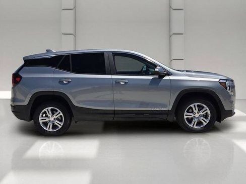 Certified 2024 GMC Terrain SLE AWD/4WD image 6