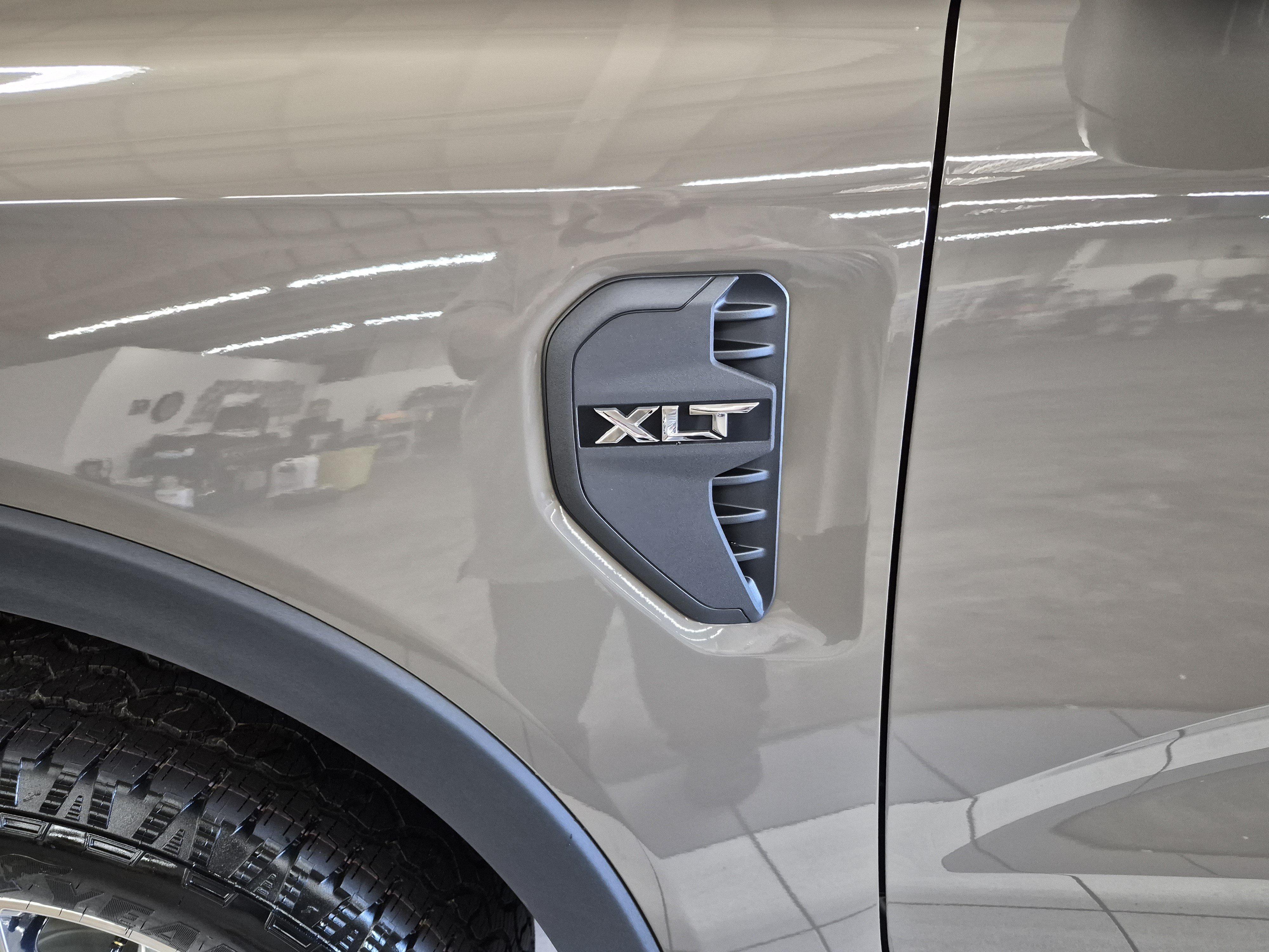 New 2026 Ford Ranger XLT w/ Equipment Group 301A High AWD/4WD image 9