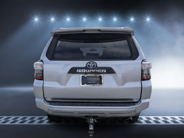 Used 2019 Toyota 4Runner TRD Off-Road Premium AWD/4WD image 4