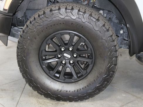 Used 2024 Ford F150 Raptor image 17