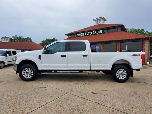 Used 2017 Ford F250 XLT image 4