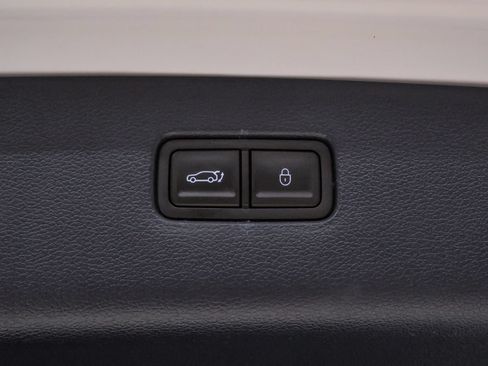 Used 2025 Genesis GV80 3.5T Prestige AWD/4WD image 31
