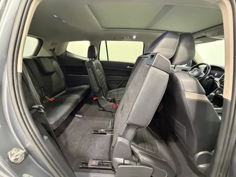 Used 2021 Volkswagen Atlas SEL Premium AWD/4WD image 33