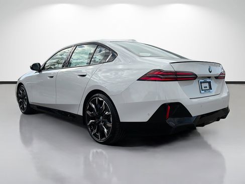 New 2026 BMW 530i w/ M Sport Package image 5