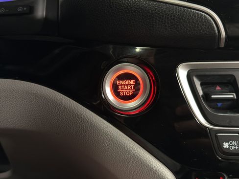 Used 2021 Honda Pilot Touring image 26