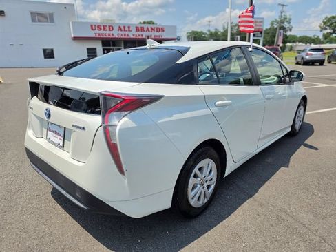 Used 2016 Toyota Prius Two FWD image 7