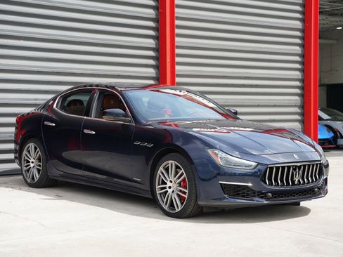 Used 2021 Maserati Ghibli S GranLusso RWD image 5