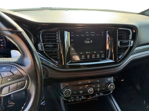 Used 2023 Dodge Durango GT image 12