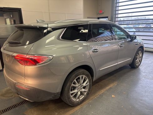 Used 2023 Buick Enclave Essence w/ Experience Buick Package image 4