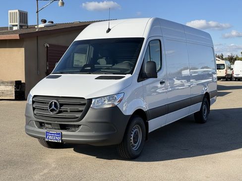New 2026 Mercedes-Benz Sprinter 2500 image 8