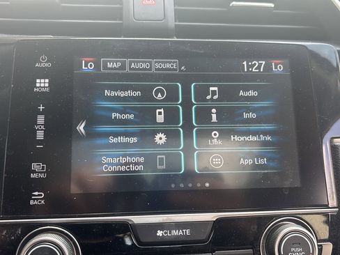 Used 2017 Honda Civic Touring image 12