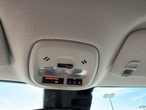 New 2026 Chevrolet Trax LS w/ LS Convenience Package FWD image 17