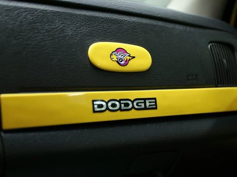 Used 2005 Dodge Ram 1500 Truck SLT w/ Rumblebee Group image 38