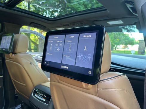 Used 2021 Cadillac Escalade ESV Sport w/ Driver Assist Tech Package image 32