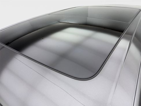 Used 2022 Porsche Cayenne image 20